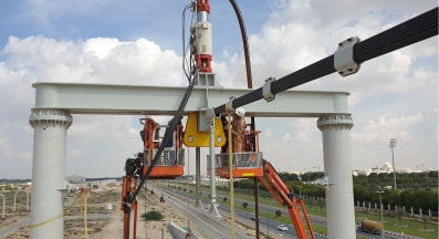 The installation of a semi-rigid suspended track structure on a test track with a length of 2.4 km was completed at the uSky Center (Sharjah, UAE)